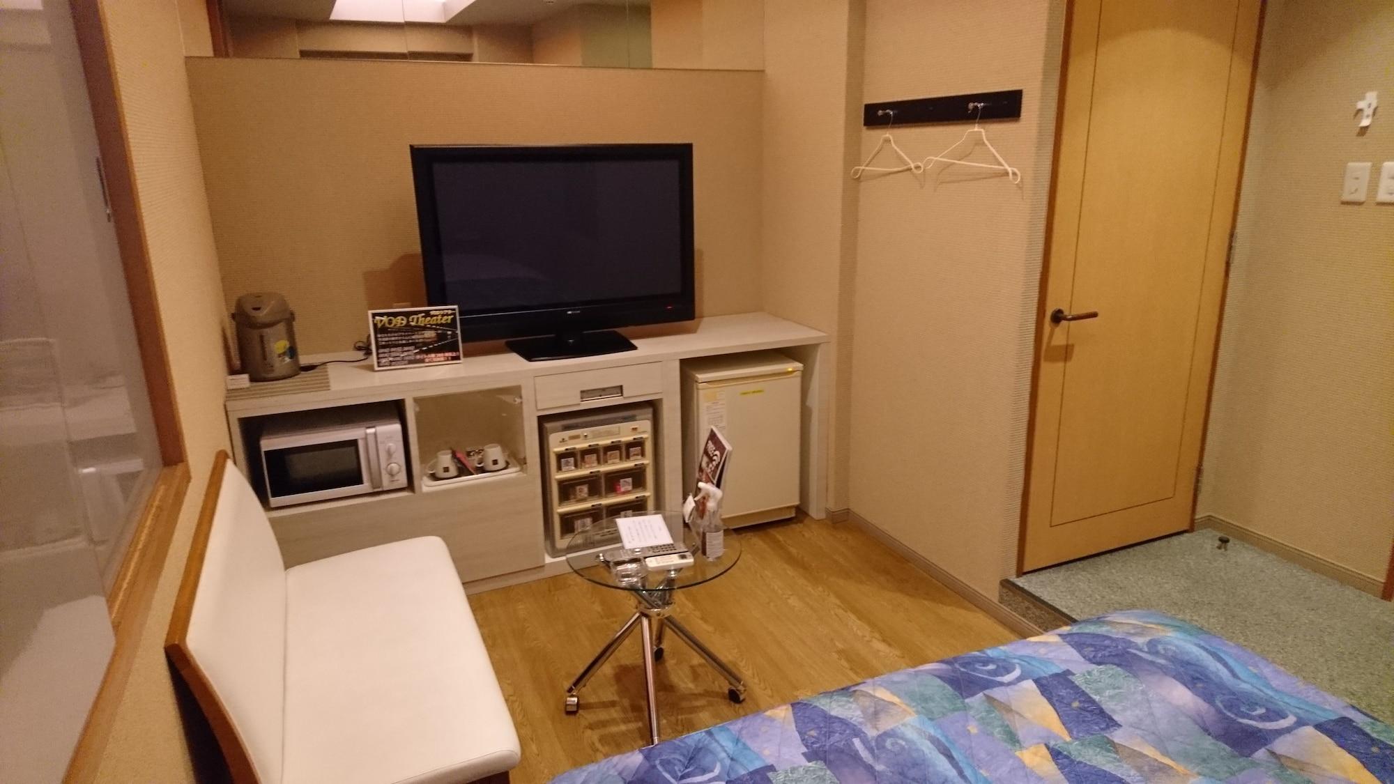 Hotel Eris Hakata (Adults Only) Фукуока Экстерьер фото