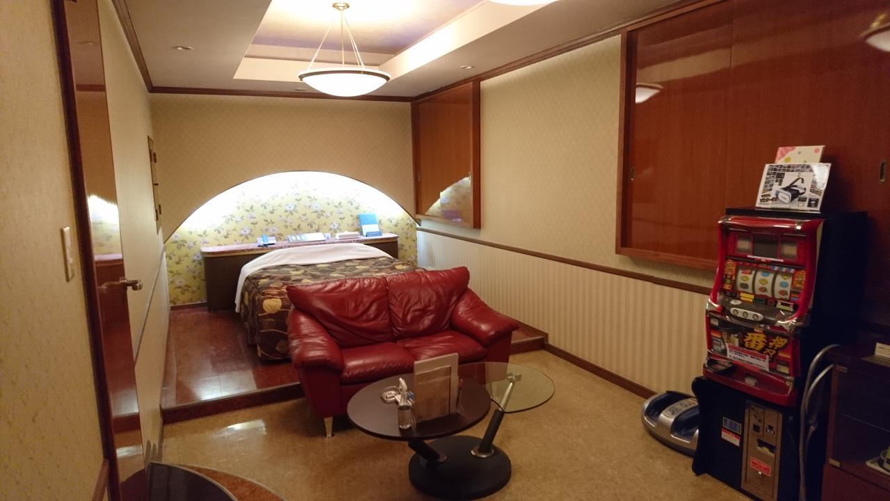 Hotel Eris Hakata (Adults Only) Фукуока Экстерьер фото